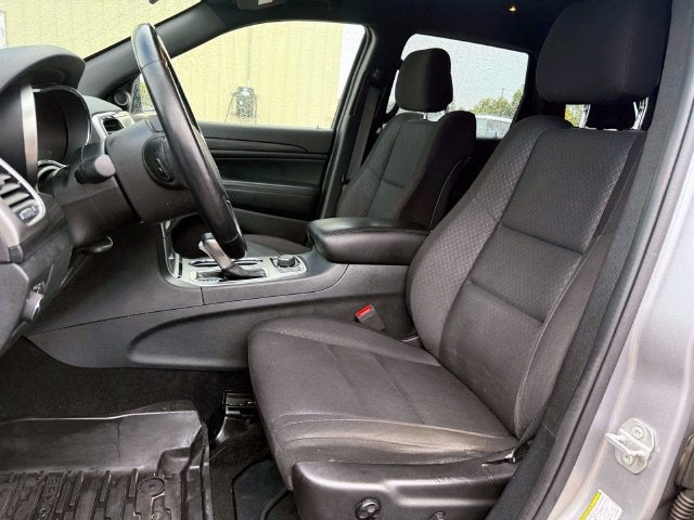 2020 Jeep Grand Cherokee Laredo E 4x4