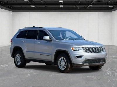 2020 Jeep Grand Cherokee Laredo E 4x4