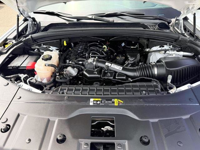 2023 Jeep Grand Cherokee Laredo 4x4