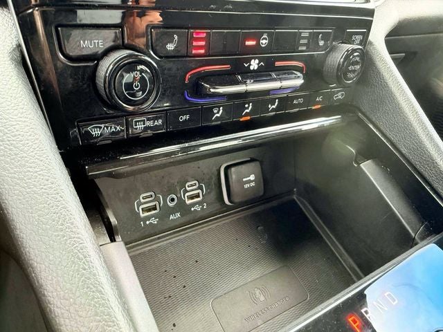 2023 Jeep Grand Cherokee Laredo 4x4