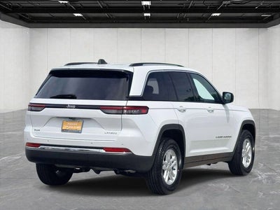 2023 Jeep Grand Cherokee Laredo 4x4