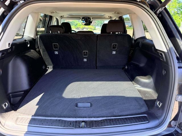 2023 Jeep Grand Cherokee Laredo 4x4