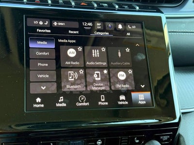 2023 Jeep Grand Cherokee Laredo 4x4