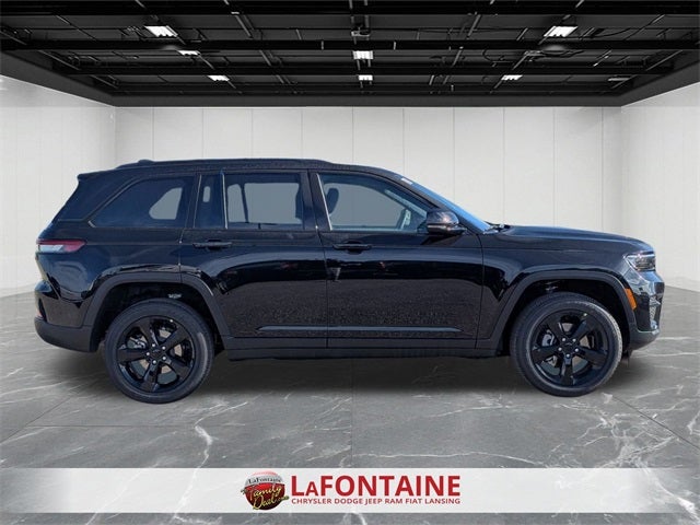 2025 Jeep Grand Cherokee GRAND CHEROKEE ALTITUDE X 4X4