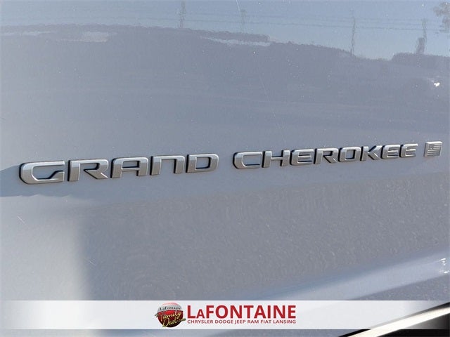 2025 Jeep Grand Cherokee GRAND CHEROKEE LAREDO X 4X4
