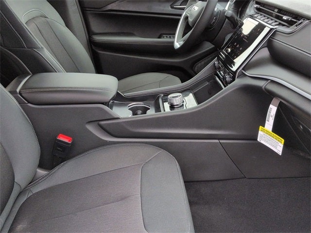 2026 Jeep Grand Cherokee GRAND CHEROKEE LAREDO X 4X4