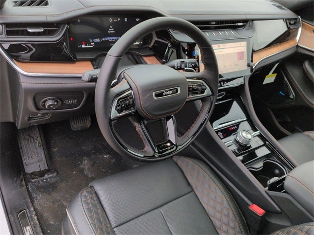 2026 Jeep Grand Cherokee GRAND CHEROKEE SUMMIT 4X4