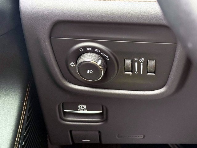 2022 Jeep Grand Cherokee Summit Reserve 4x4