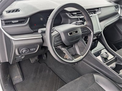 2024 Jeep Grand Cherokee L Altitude 4x4