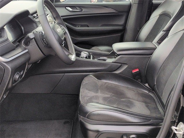 2024 Jeep Grand Cherokee L Altitude 4x4