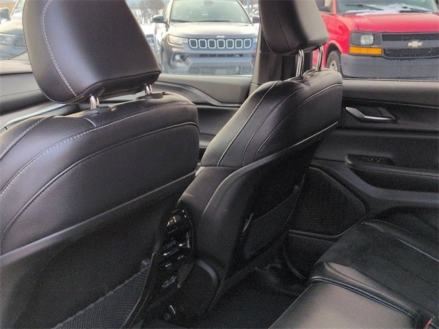 2024 Jeep Grand Cherokee L Altitude 4x4