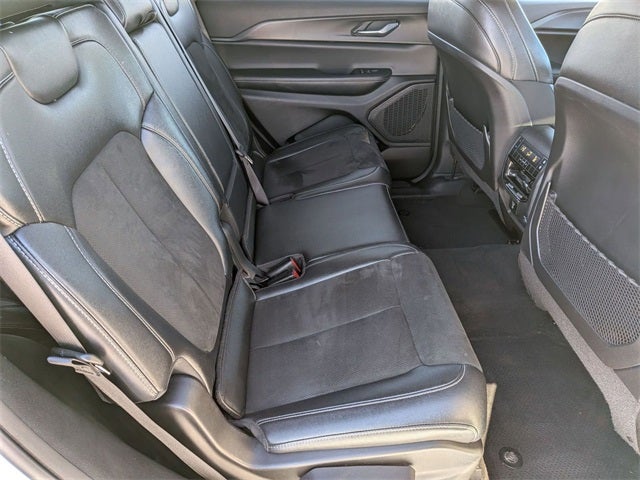 2024 Jeep Grand Cherokee L Altitude 4x4