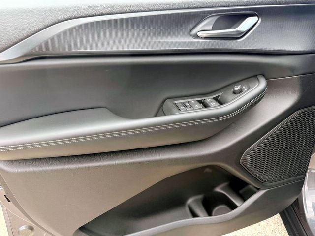 2024 Jeep Grand Cherokee L Laredo 4x4