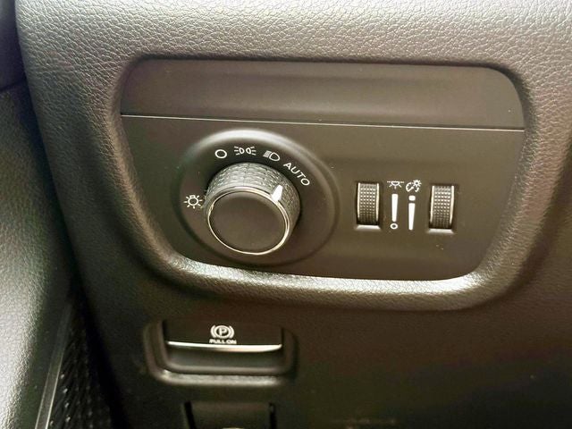 2024 Jeep Grand Cherokee L Laredo 4x4