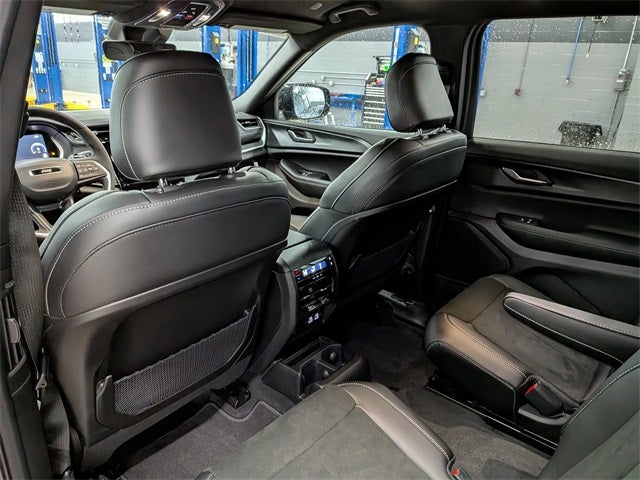 2025 Jeep Grand Cherokee L GRAND CHEROKEE L ALTITUDE 4X4