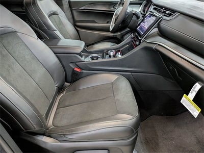 2025 Jeep Grand Cherokee L GRAND CHEROKEE L ALTITUDE 4X4