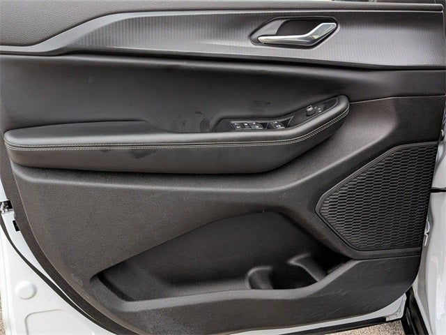 2024 Jeep Grand Cherokee L Altitude 4x4