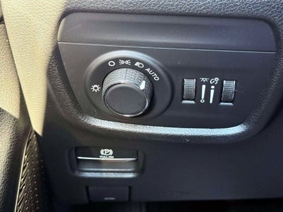 2023 Jeep Grand Cherokee L Laredo 4x4