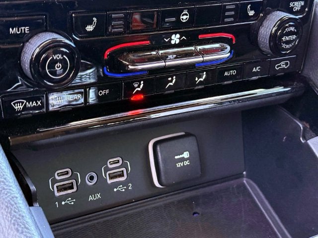 2023 Jeep Grand Cherokee L Laredo 4x4