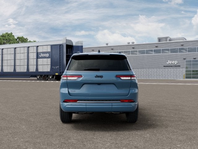 2027 Jeep Grand Cherokee L Limited Reserve