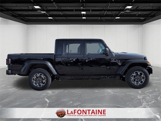 2026 Jeep Gladiator GLADIATOR SAHARA 4X4