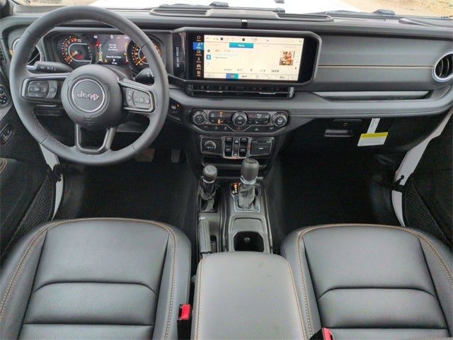 2026 Jeep Gladiator GLADIATOR SAHARA 4X4