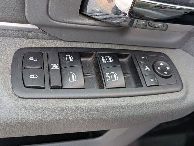 2018 RAM 1500 Big Horn Quad Cab 4x4 6'4' Box
