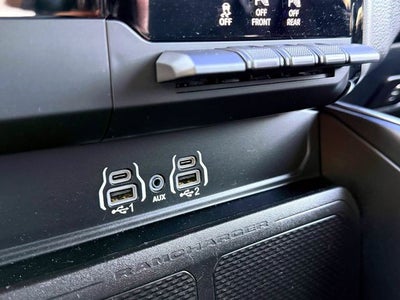 2025 RAM 1500 Big Horn Crew Cab 4x4 5'7' Box