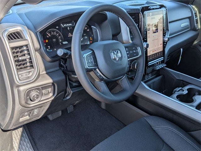 2025 RAM Ram 1500 RAM 1500 BIG HORN CREW CAB 4X4 5'7' BOX