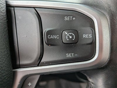 2020 RAM 1500 Big Horn Quad Cab 4x4 6'4' Box