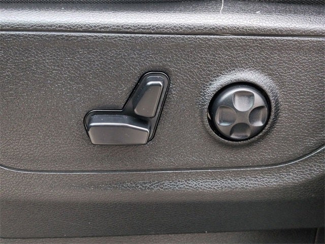 2020 RAM 1500 Big Horn Crew Cab 4x4 5'7' Box