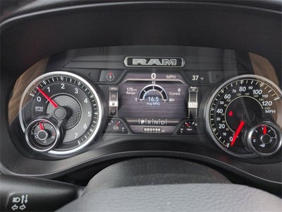 2020 RAM 1500 Big Horn Crew Cab 4x4 5'7' Box