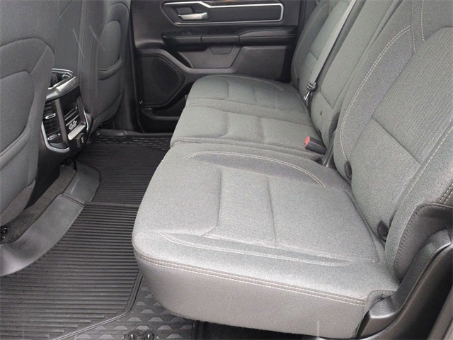 2020 RAM 1500 Big Horn Crew Cab 4x4 5'7' Box