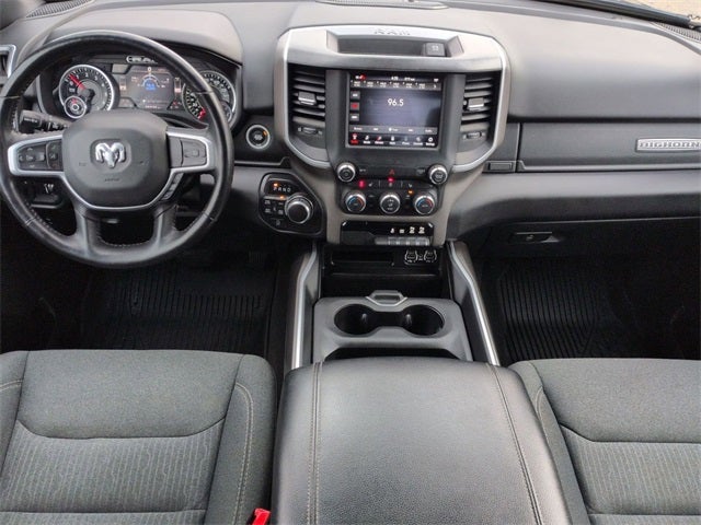 2020 RAM 1500 Big Horn Crew Cab 4x4 5'7' Box