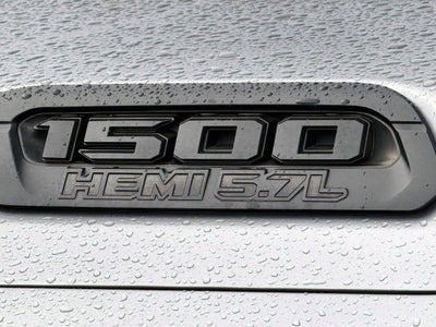 2020 RAM 1500 Big Horn Crew Cab 4x4 5'7' Box