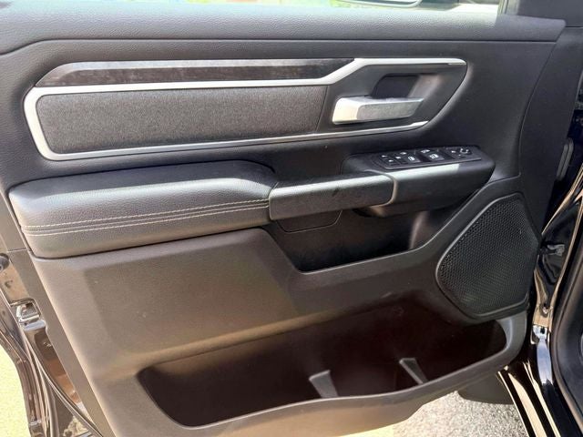 2020 RAM 1500 Big Horn Crew Cab 4x4 5'7' Box