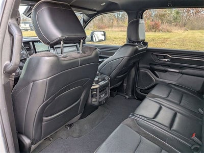 2024 RAM 1500 Laramie Crew Cab 4x4 5'7' Box