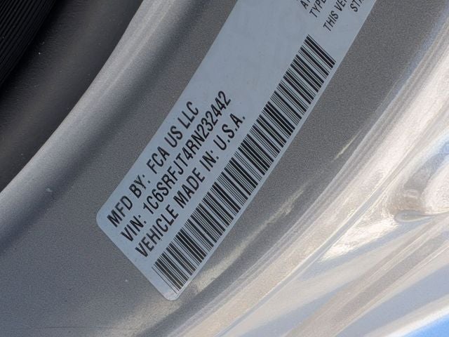 2024 RAM 1500 Laramie Crew Cab 4x4 5'7' Box
