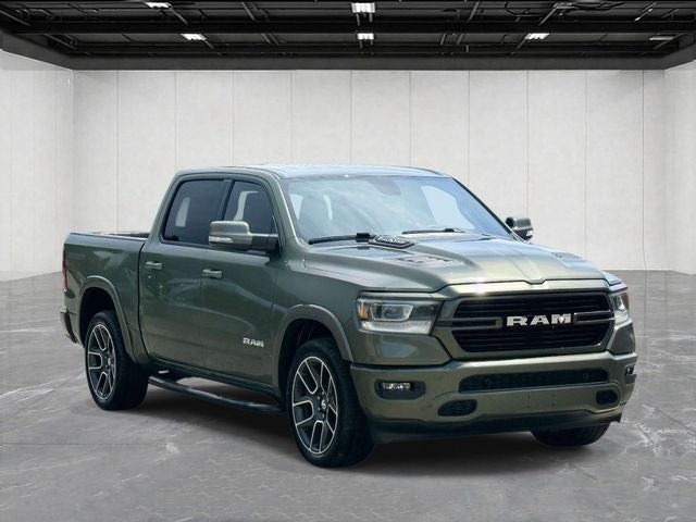 2020 RAM 1500 Laramie Crew Cab 4x4 5'7' Box
