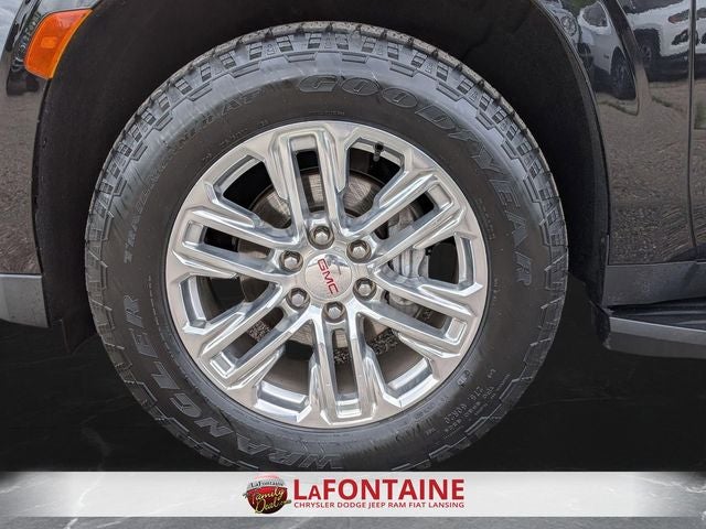 2021 GMC Yukon XL 4WD SLT