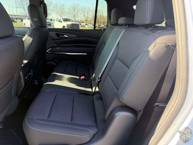 2024 Chevrolet Traverse AWD LS