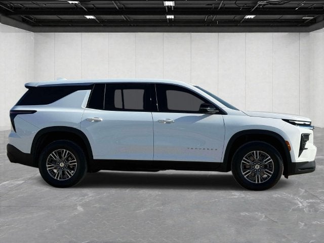 2024 Chevrolet Traverse AWD LS