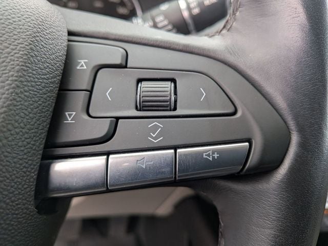 2022 Cadillac XT4 AWD Premium Luxury