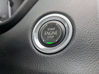 2022 Cadillac XT4 AWD Premium Luxury