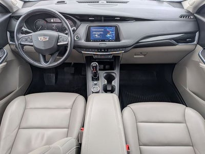 2022 Cadillac XT4 AWD Premium Luxury