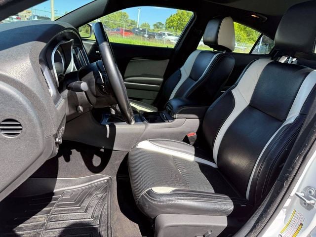 2017 Dodge Charger SXT AWD
