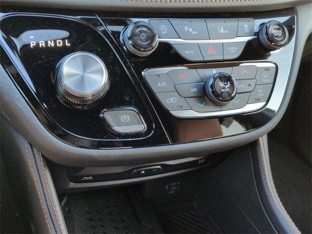 2026 Chrysler Pacifica PACIFICA PINNACLE