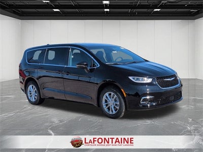 2026 Chrysler Pacifica PACIFICA SELECT AWD