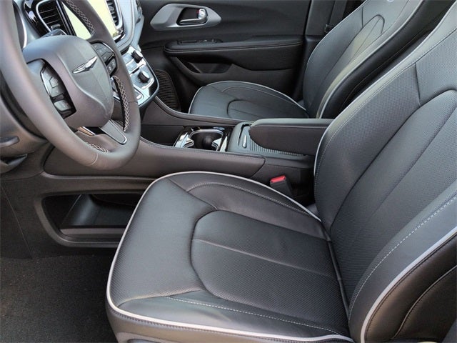 2026 Chrysler Pacifica PACIFICA LIMITED AWD