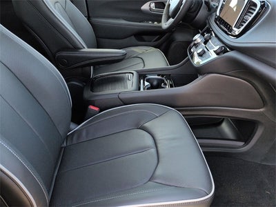 2026 Chrysler Pacifica PACIFICA LIMITED AWD